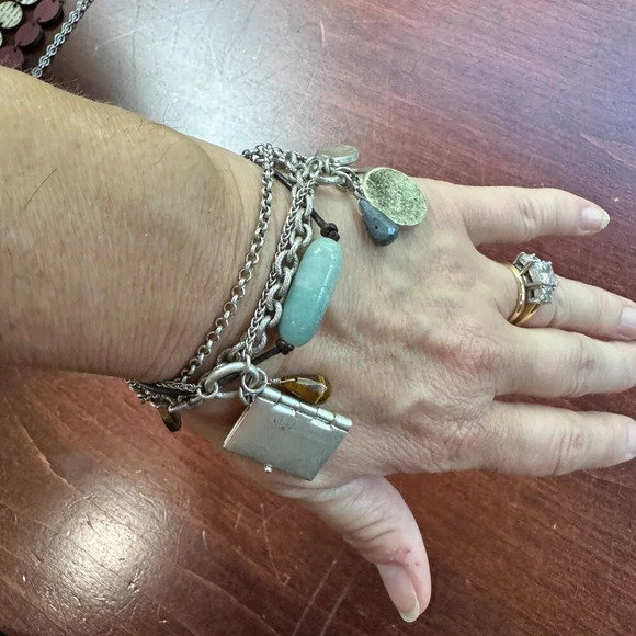 KENNETH COLE New York Silver Tone Toggle Charm Bracelet - Picture 11 of 11